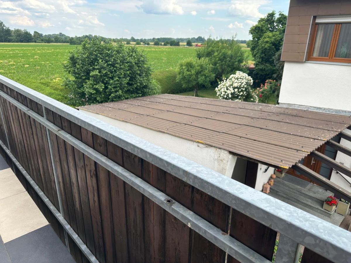 Greenleaf Walhalla-Apartment - Highspeed Wlan - Netflix - Suedbalkon Tegernheim Buitenkant foto